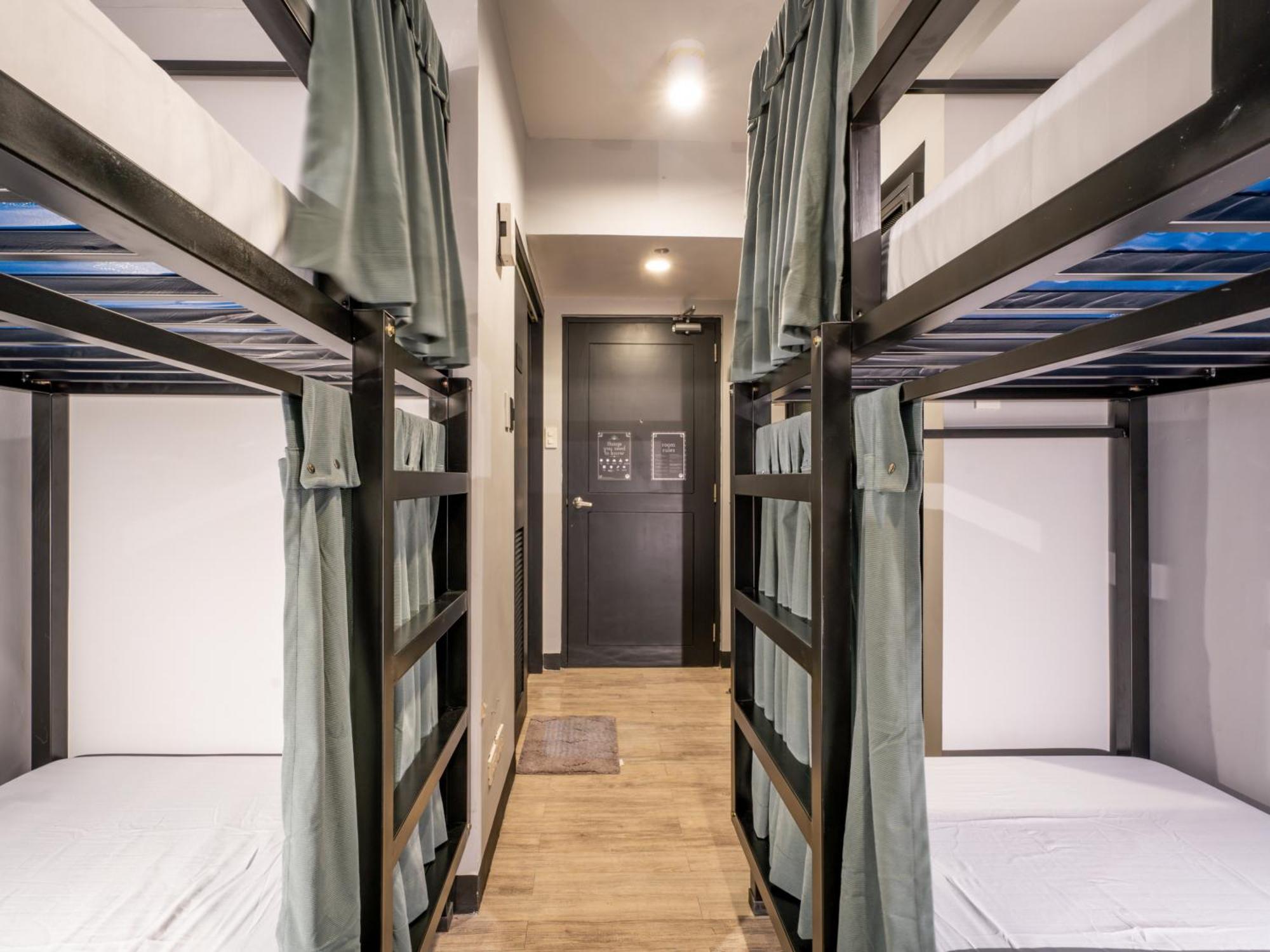Hostel Mad Monkey Manila Makati City Exteriér fotografie